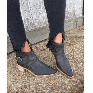 NWOB Free People back loop western bootie